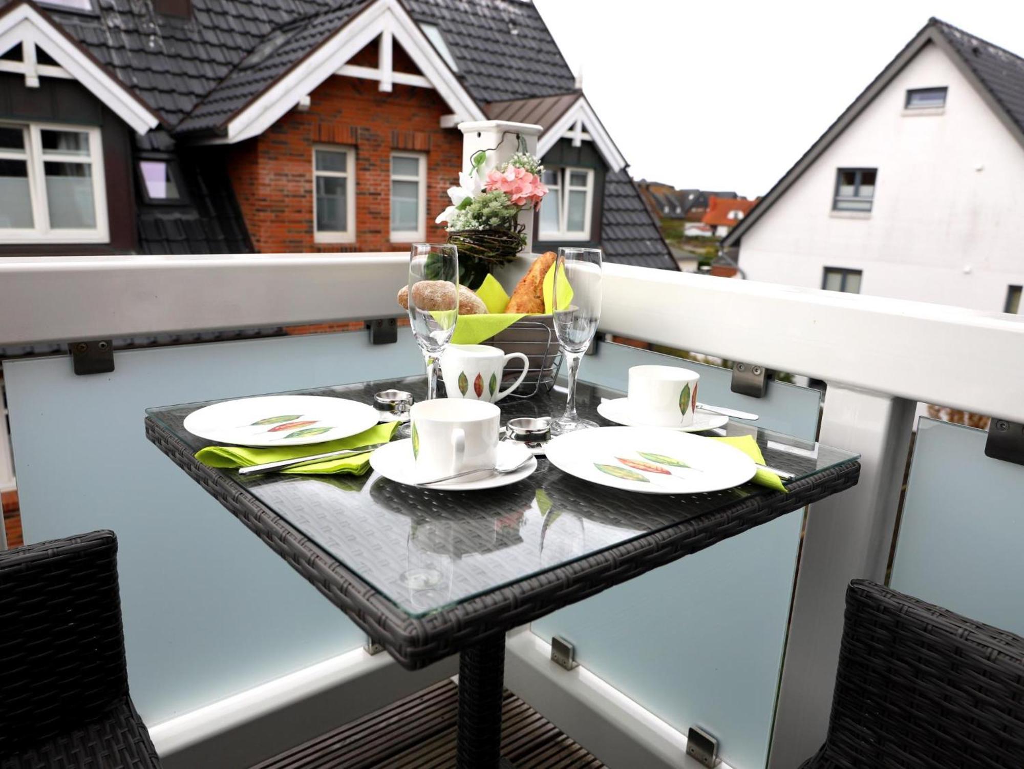 Apartment Berthin-bleeg-str. 1, W6