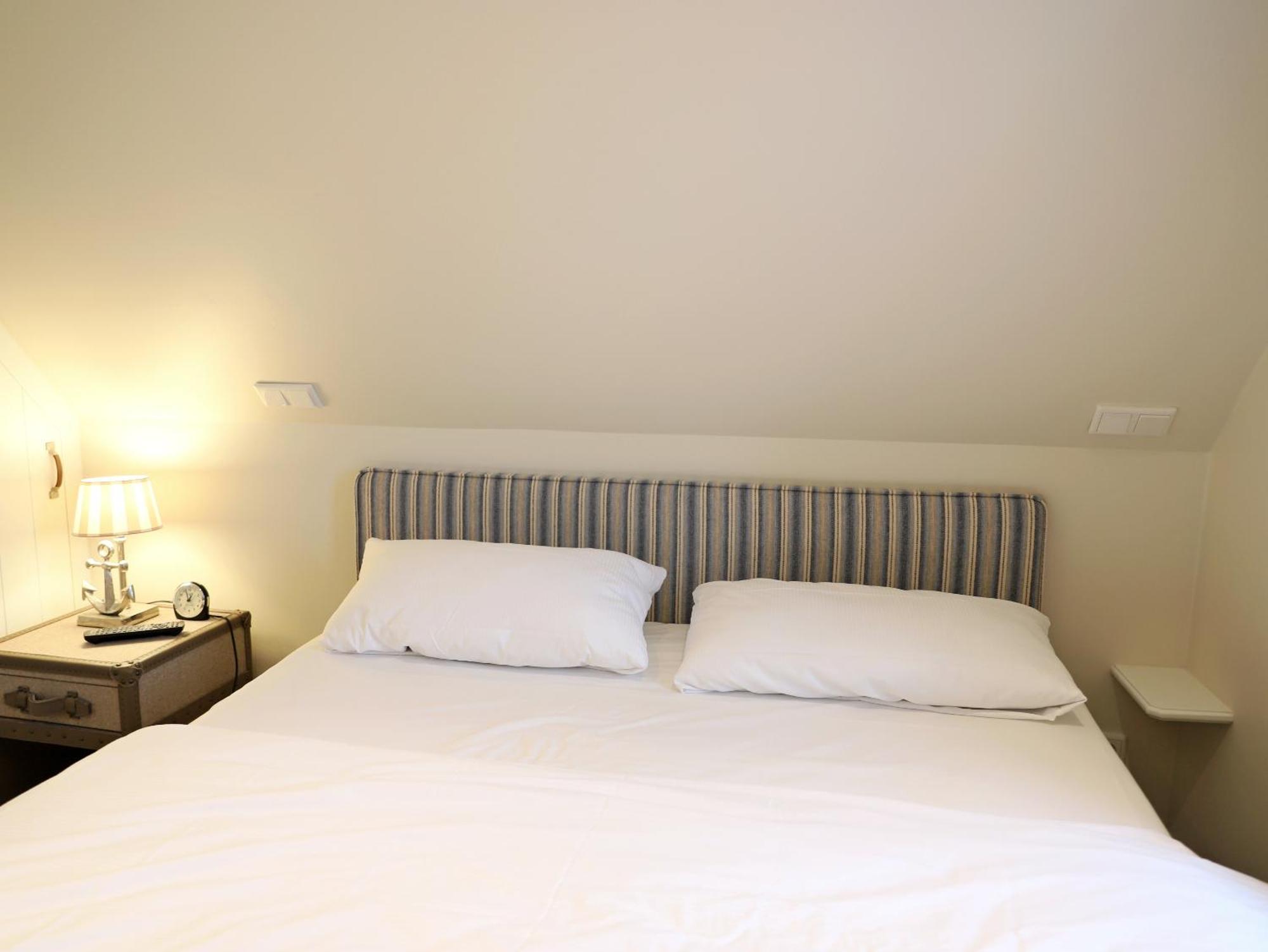 Apartment Berthin-bleeg-str. 1, W6