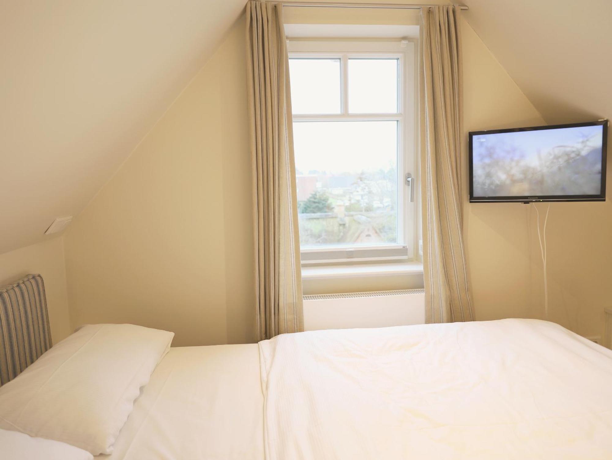 Apartment Berthin-bleeg-str. 1, W6